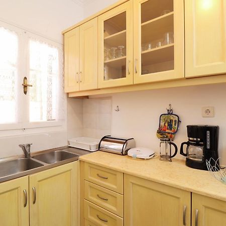 A Nice Apartment- Corfu Town, Kanoni Eksteriør bilde